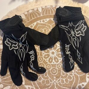 FOX gloves size Small